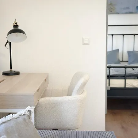 Apartment 3 Apartments Fuer 2-12 Gaeste In Bad Wildbad, 10 Min Zur Sommerbergbahn *