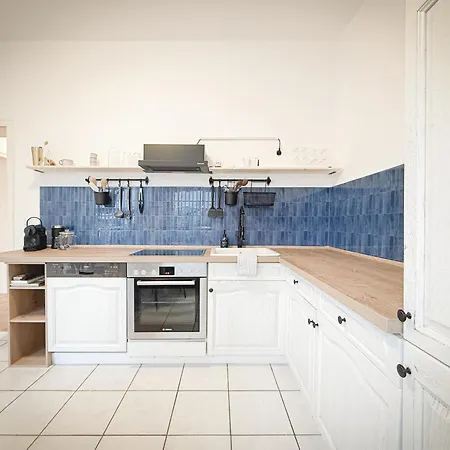 3 Apartments Fuer 2-12 Gaeste In Bad Wildbad, 10 Min Zur Sommerbergbahn Apartment *